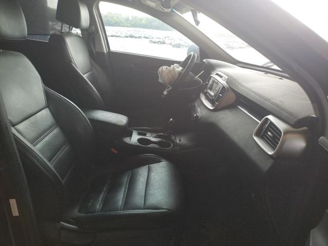 Photo 5 from auction – 2017 KIA SORENTO LX with VIN 5XYPGDA52HG313679