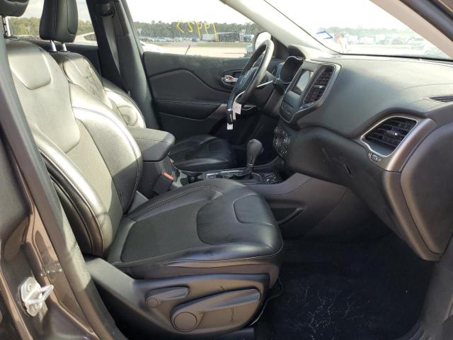 Photo 5 from auction – 2019 JEEP CHEROKEE L with VIN 1C4PJLLB0KD387428