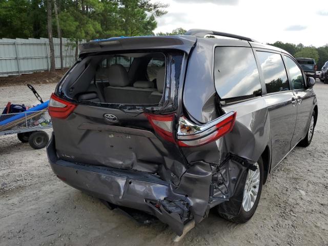 Photo 9 from auction – 2015 TOYOTA SIENNA XLE with VIN 5TDYK3DC4FS620195