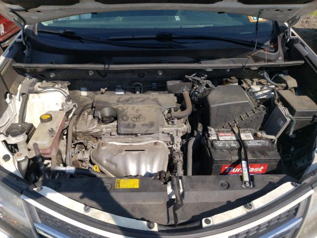 Photo 7 from auction – 2013 TOYOTA RAV4 XLE with VIN JTMRFREV4DD025674