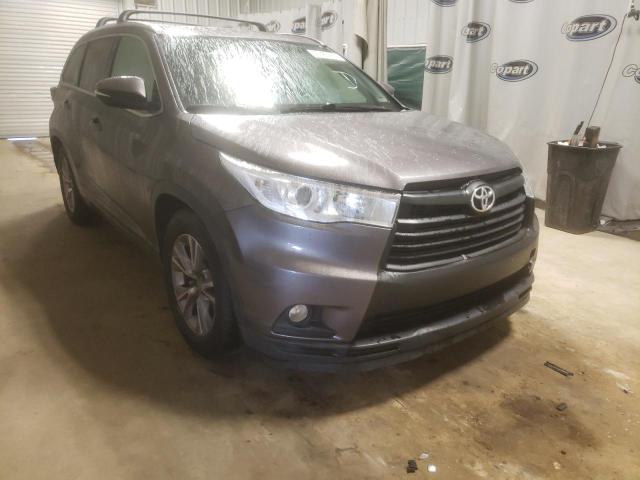 TOYOTA HIGHLANDER 2015 con VIN 5TDKKRFH0FS038869 - Foto de la subasta