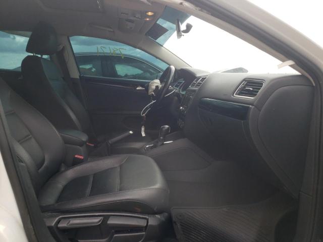 Photo 5 from auction – 2015 VOLKSWAGEN JETTA TDI with VIN 3VWLA7AJ2FM280484