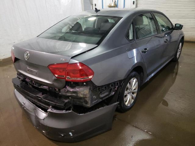 Photo 4 from auction – 2015 VOLKSWAGEN PASSAT S with VIN 1VWAT7A35FC023680