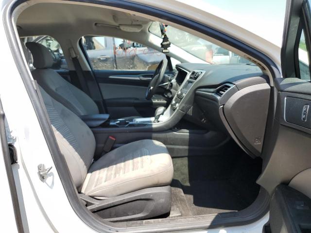 Photo 5 from auction – 2016 FORD FUSION S with VIN 3FA6P0G75GR277820
