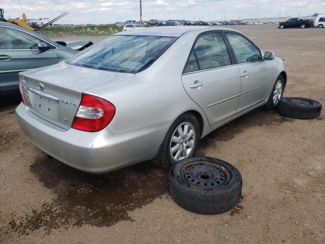 Photo 4 from auction – 2002 TOYOTA CAMRY LE with VIN JTDBF30K020002912