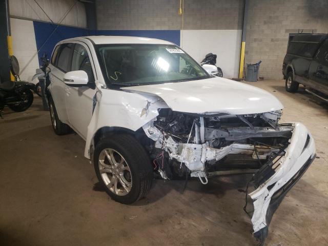MITSUBISHI OUTLANDER 2014 مع رقم تعريف المركبة JA4AD3A30EZ012083 - صورة من المزاد