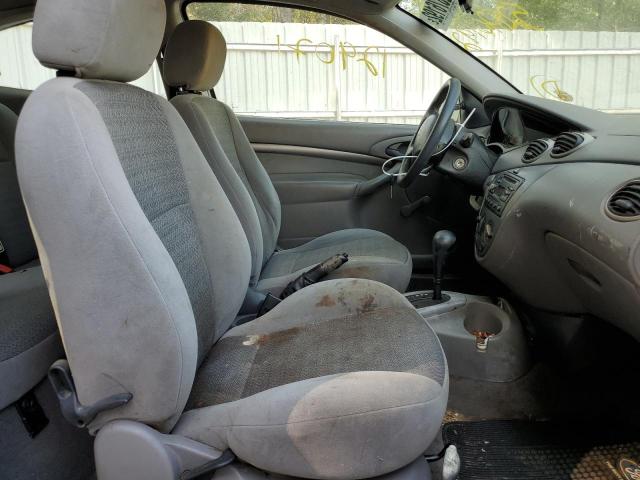 Photo 5 from auction – 2000 FORD FOCUS with VIN 3FAFP3133YR136219