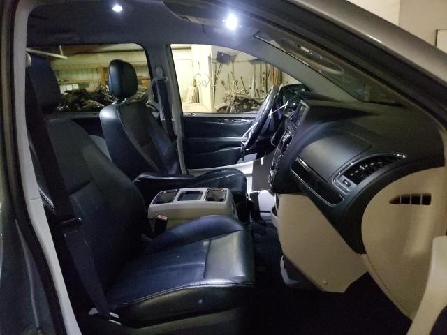 Photo 5 from auction – 2015 CHRYSLER TOWN & COU with VIN 2C4RC1CG5FR601092