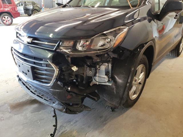 Photo 9 from auction – 2018 CHEVROLET TRAX LS with VIN 3GNCJNSBXJL361530