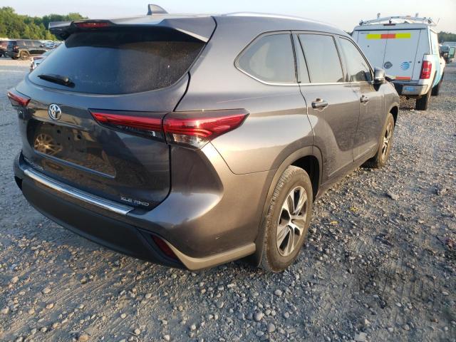 Photo 4 from auction – 2020 TOYOTA HIGHLANDER with VIN 5TDHZRBH7LS021848
