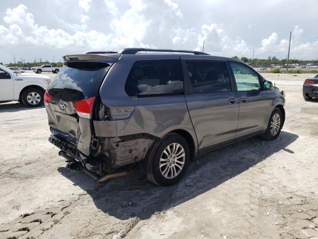 Photo 4 from auction – 2011 TOYOTA SIENNA XLE with VIN 5TDYK3DC7BS053393
