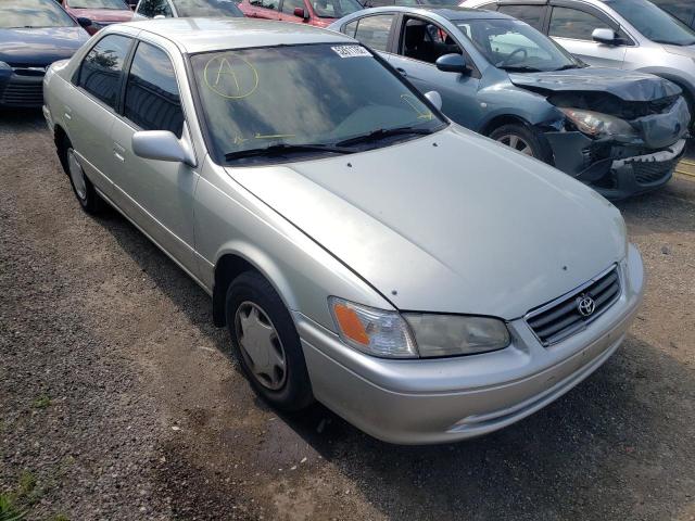 TOYOTA CAMRY CE 2000 with VIN JT2BG22K9Y0406216 - Photo from auction
