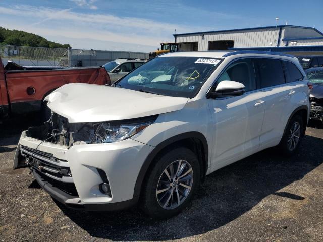 Photo 2 from auction – 2018 TOYOTA HIGHLANDER with VIN 5TDJZRFH0JS553628