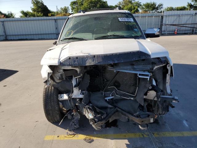 Photo 9 from auction – 2014 LINCOLN NAVIGATOR with VIN 5LMJJ2J57EEL08700