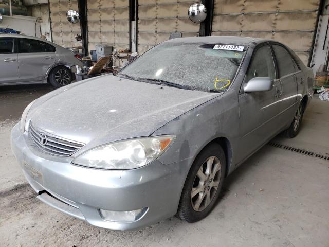 Photo 2 from auction – 2005 TOYOTA CAMRY LE with VIN 4T1BF30K55U592985