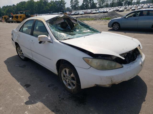 TOYOTA CAMRY LE 2005 with VIN 4T1BE32K35U385057 - Photo from auction