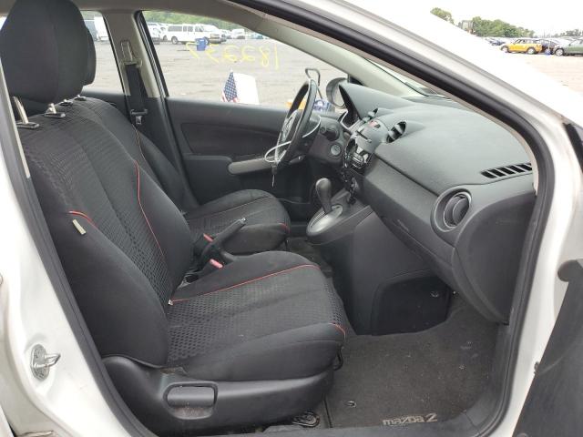 Photo 5 from auction – 2013 MAZDA MAZDA2 with VIN JM1DE1LY8D0158523