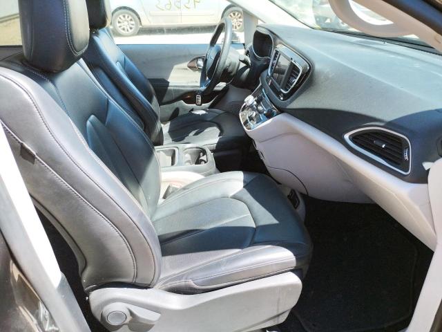 Photo 5 from auction – 2020 CHRYSLER VOYAGER LX with VIN 2C4RC1DG2LR260518