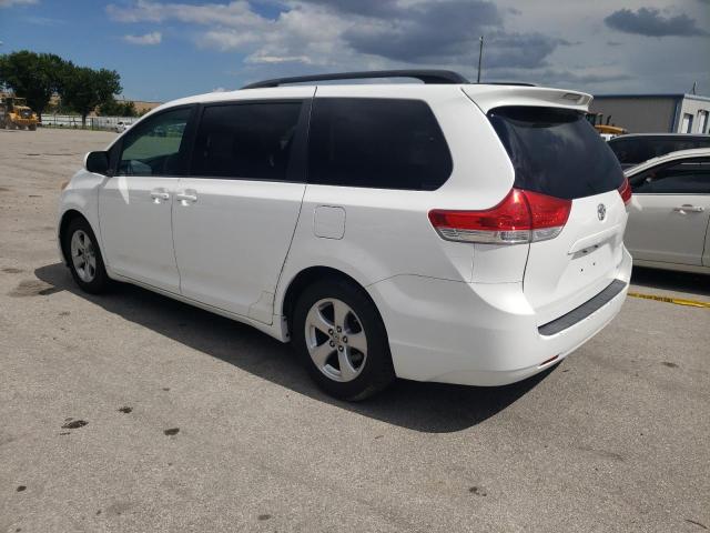 Photo 3 from auction – 2013 TOYOTA SIENNA LE with VIN 5TDKK3DC6DS290787