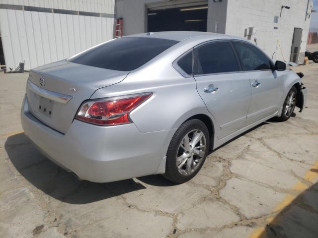 Photo 4 from auction – 2015 NISSAN ALTIMA 2.5 with VIN 1N4AL3AP0FC590190