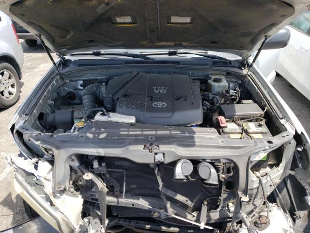 Photo 7 from auction – 2004 TOYOTA 4RUNNER SR with VIN JTEZU14R340039905
