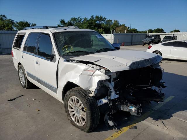 LINCOLN NAVIGATOR 2014 with VIN 5LMJJ2J57EEL08700 - Photo from auction
