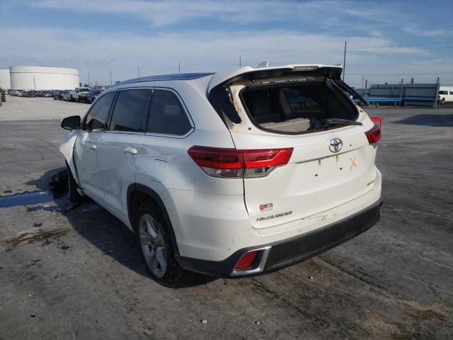 Photo 3 from auction – 2017 TOYOTA HIGHLANDER with VIN 5TDYZRFH8HS210378