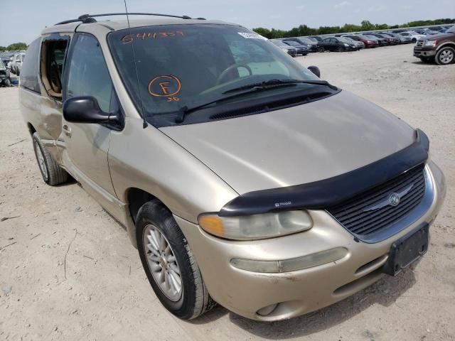 CHRYSLER TOWN & COU 2000 with VIN 1C4GP44G0YB544359 - Photo from auction