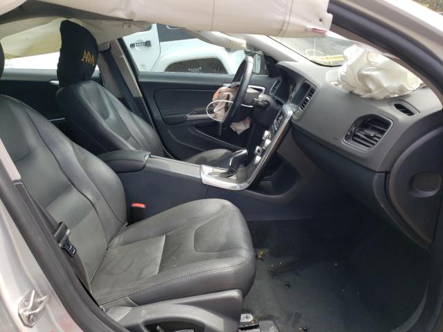 Photo 5 from auction – 2015 VOLVO S60 PREMIE with VIN YV126MFK5F1344864