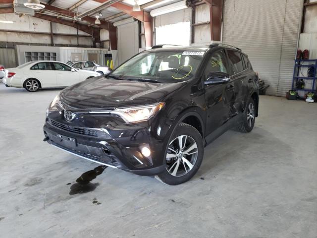 Photo 2 from auction – 2018 TOYOTA RAV4 ADVEN with VIN 2T3RFREV2JW819555