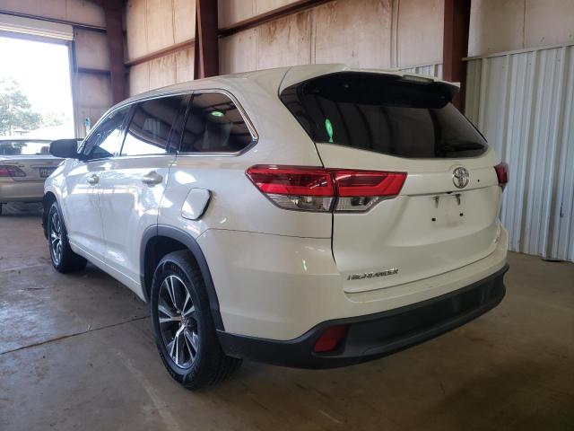 Photo 3 from auction – 2017 TOYOTA HIGHLANDER with VIN 5TDZZRFH2HS205472