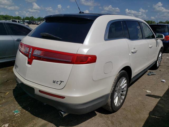 Фото 4 с аукциона – 2011 LINCOLN MKT с VIN 2LMHJ5FRXBBJ54557
