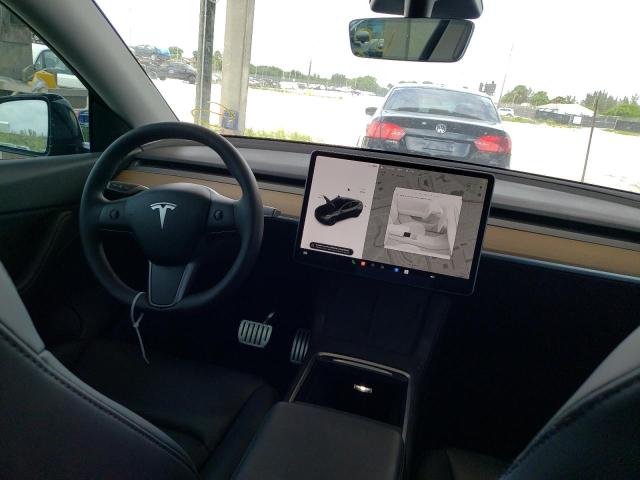 Photo 9 from auction – 2022 TESLA MODEL Y with VIN 7SAYGDEF9NF379126