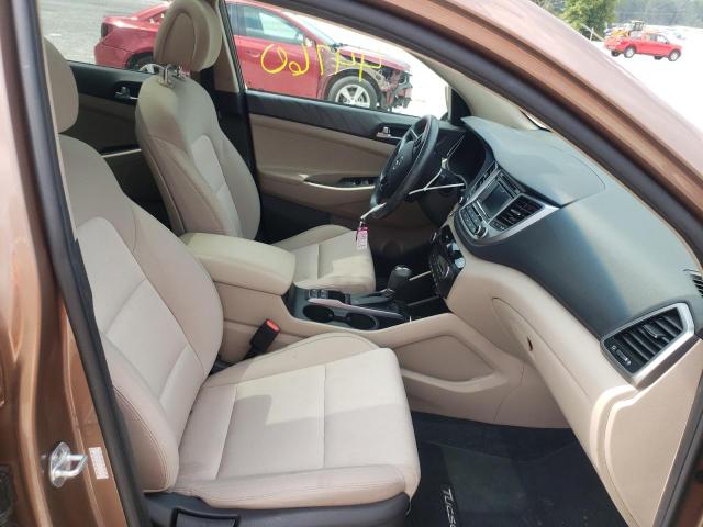 Photo 5 from auction – 2017 HYUNDAI TUCSON LIM with VIN KM8J33A22HU551799