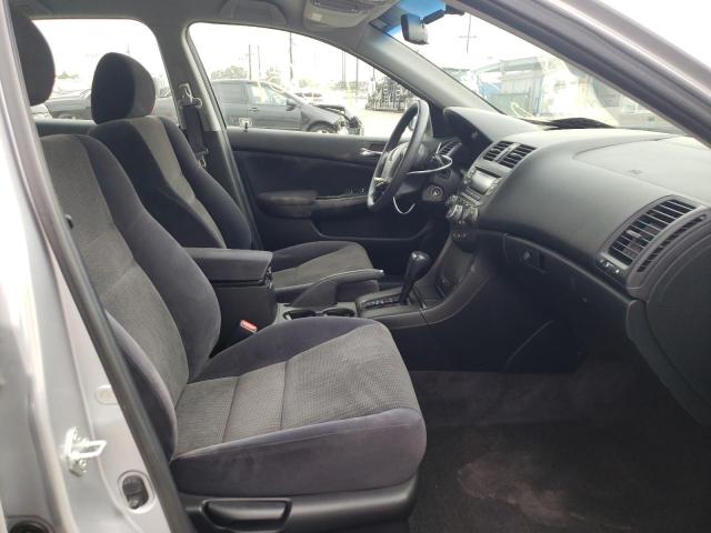 Photo 5 from auction – 2004 HONDA ACCORD LX with VIN JHMCM56324C012329