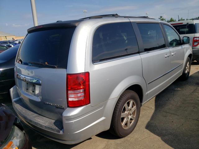 Photo 4 from auction – 2010 CHRYSLER TOWN & COU with VIN 2A4RR5D11AR198330