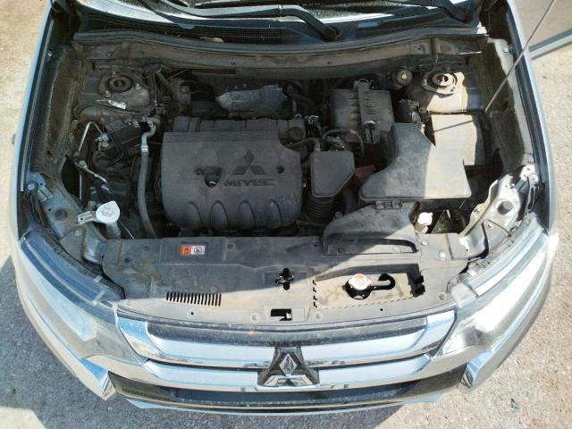 Zdjęcie 7 z aukcji – 2016 MITSUBISHI OUTLANDER z VIN JA4AZ3A32GZ040116