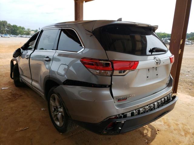 Photo 3 from auction – 2017 TOYOTA HIGHLANDER with VIN 5TDYZRFH8HS212843