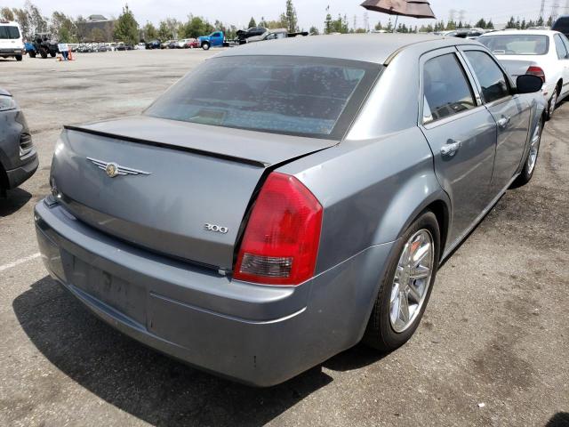 Photo 4 from auction – 2006 CHRYSLER 300 with VIN 2C3KA43R96H329960