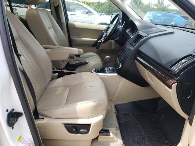 Photo 5 from auction – 2011 LAND ROVER LR2 HSE with VIN SALFR2BN2BH233847