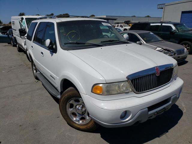 LINCOLN NAVIGATOR 2000 with VIN 5LMFU28A9YLJ38243 - Photo from auction