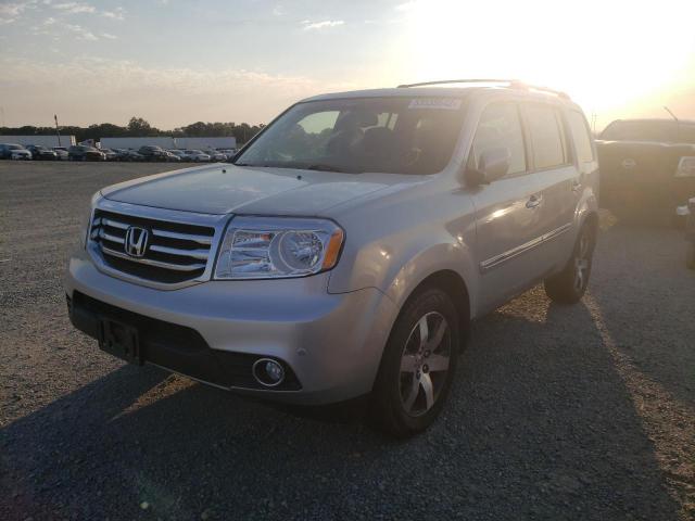 Photo 2 from auction – 2012 HONDA PILOT TOUR with VIN 5FNYF3H96CB016196