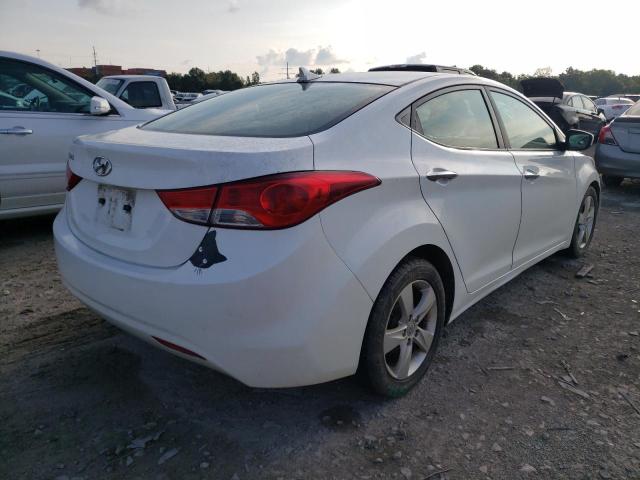 Photo 4 from auction – 2012 HYUNDAI ELANTRA GL with VIN 5NPDH4AE8CH104545