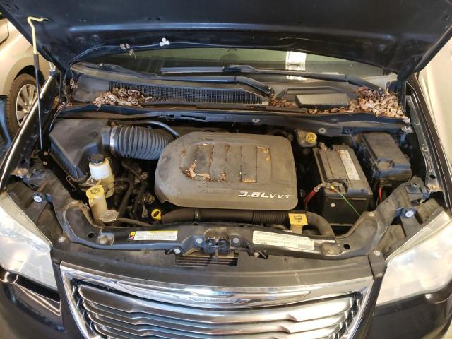 Photo 7 from auction – 2011 CHRYSLER TOWN & COU with VIN 2A4RR8DG8BR684141