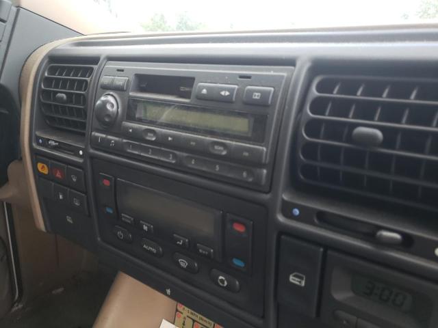 Photo 9 from auction – 2001 LAND ROVER DISCOVERY with VIN SALTY12431A735295
