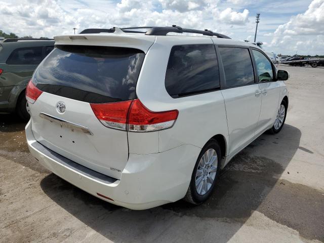 Photo 4 from auction – 2013 TOYOTA SIENNA XLE with VIN 5TDYK3DC4DS285968