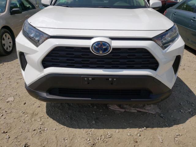 Photo 9 from auction – 2022 TOYOTA RAV4 LE with VIN JTMMWRFVXND143786