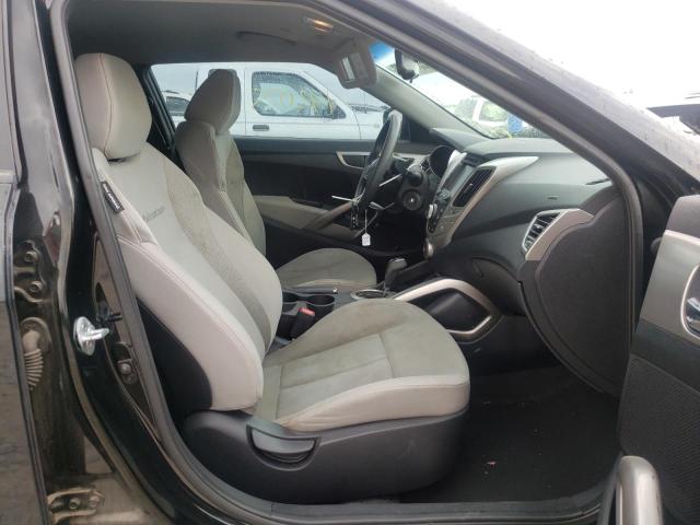 Photo 5 from auction – 2013 HYUNDAI VELOSTER with VIN KMHTC6AD4DU093737