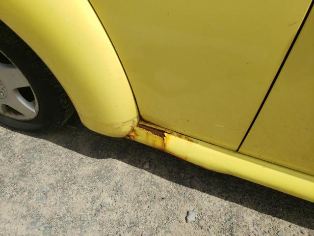 Photo 9 from auction – 2000 VOLKSWAGEN NEW BEETLE with VIN 3VWDD21C9YM498523