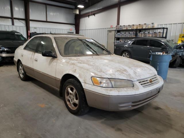 Photo 1 from auction – 1998 TOYOTA CAMRY CE with VIN 4T1BF22K9WU070188